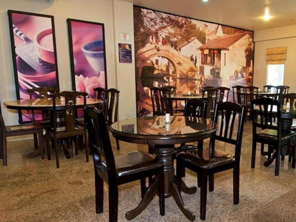 Traders Inn Bandar Seri Begawan Exteriör bild