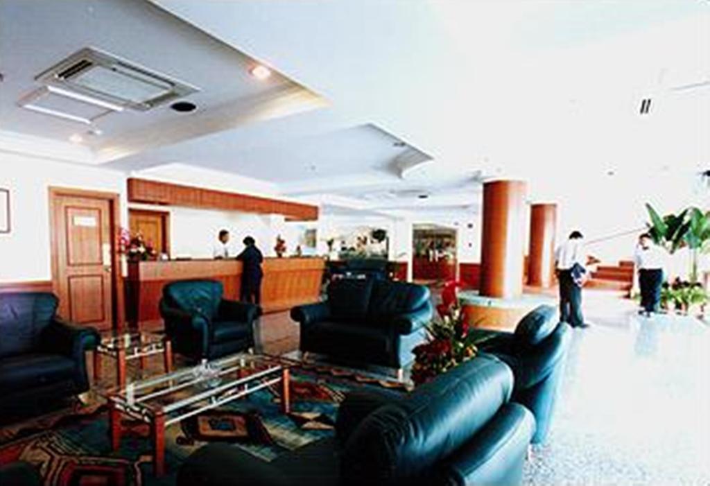 Traders Inn Bandar Seri Begawan Exteriör bild